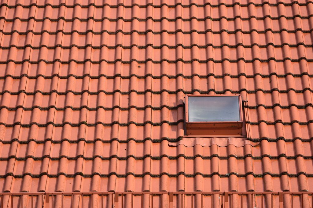 roof, brick, tile-7001746.jpg