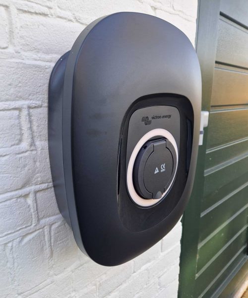 Victron EV Charger laadpaal laadstation EVCS black top