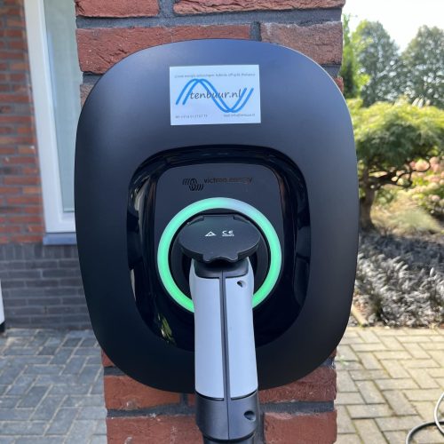 Victron Energy ESS EV Charger Bluetooth kleurenring laadstekker