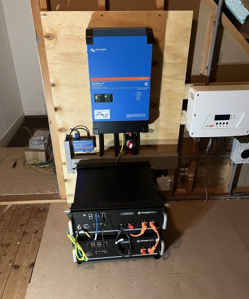 Victron Lynx Multiplus 48/5000 Cerbo GX SolarEdge Pylontech US5000 10kWh thuisaccu thuisbatterij