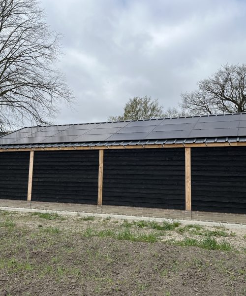 24 JA Solar 445Wp schuur